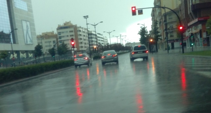 Fuerte lluvia y granizo en Albacete para despedir agosto