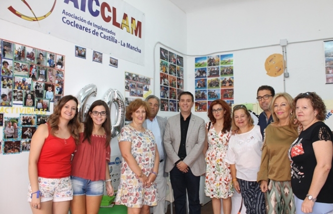 El stand de la Diputación de Albacete, accesible a personas con carencias auditivas