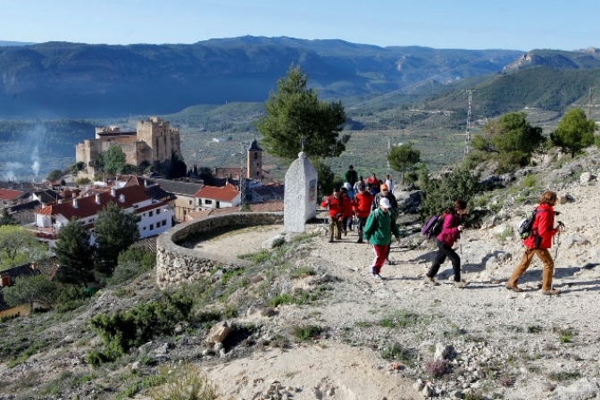 La XII Ruta de Senderismo de la Diputación de Albacete llega a la localidad serrana de Yeste