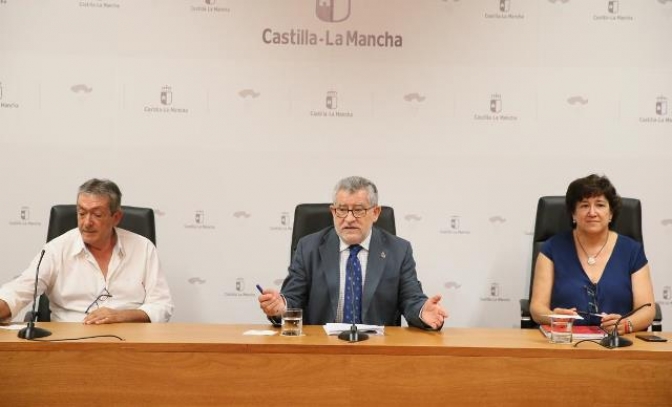 La Junta de Castilla-La Mancha dotará a los centros del profesorado necesario para la reducción del horario