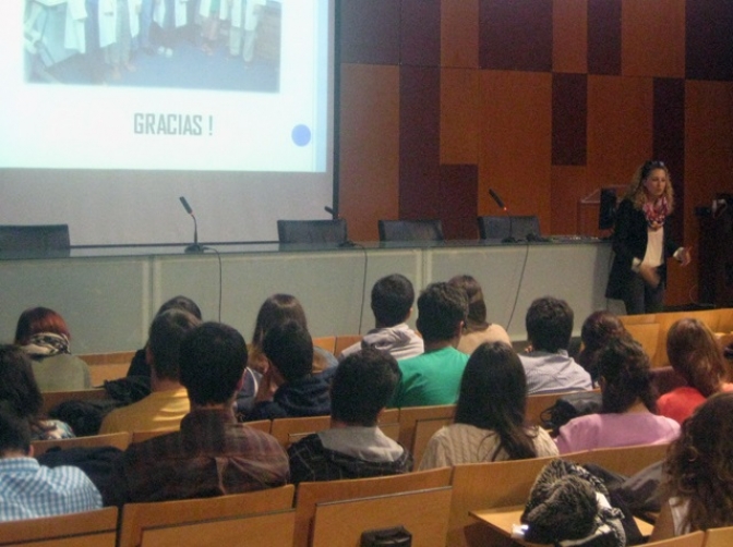 Estudiantes de Bioquímica conocen nuevas técnicas para el desarrollo de una medicina personalizada