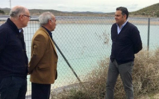 La Junta quiere que la Confederación del Segura revisa  al alza la concesión de agua a los regantes del Rincón del Moro de Hellín (Albacete)
