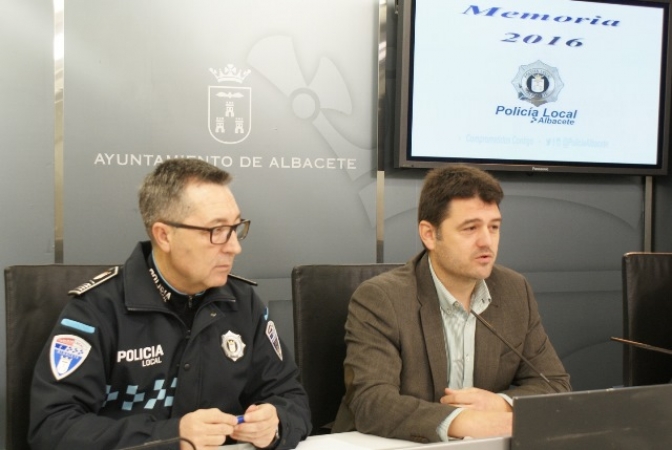 La Policía Local de Albacete cerró el año 2016 con un balance en el que destaca su incorporación y uso de las nuevas tecnologías