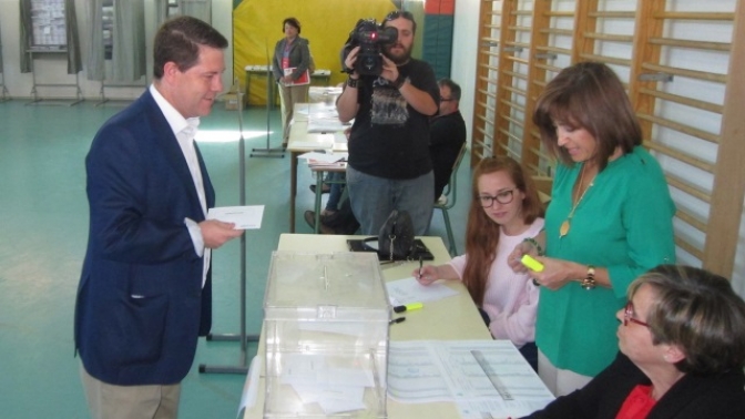 En Castilla-La Mancha, con el 98,38% escrutado, el PP gana las elecciones con el 37,78% de los votos frente al 28,78% del PSOE