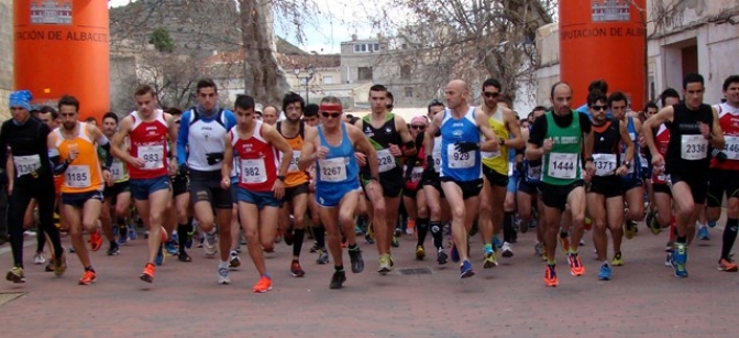 Elche de la Sierra se viste de fiesta para recibir a los atletas del Circuito Provincial