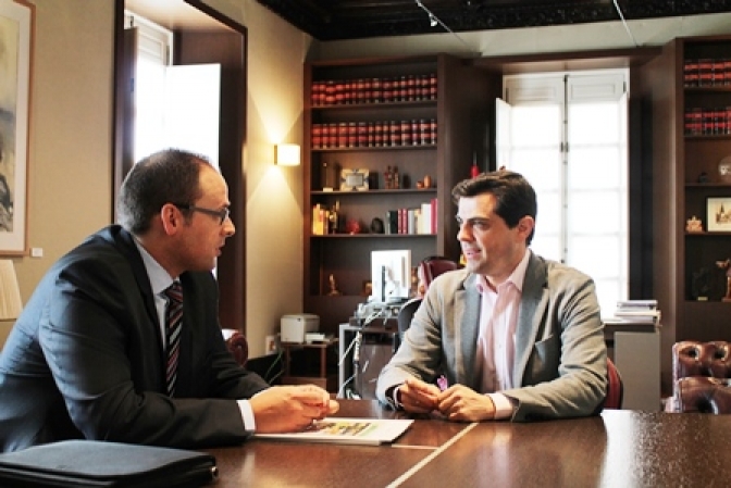 Javier Cuenca mantuvo una reunión con el responsable de relaciones externas de Mercadona