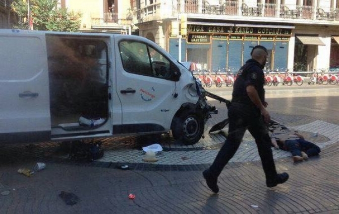 El atropello con una furgoneta en Barcelona fue un atentado yihadista que dejó más de una decena de muertos