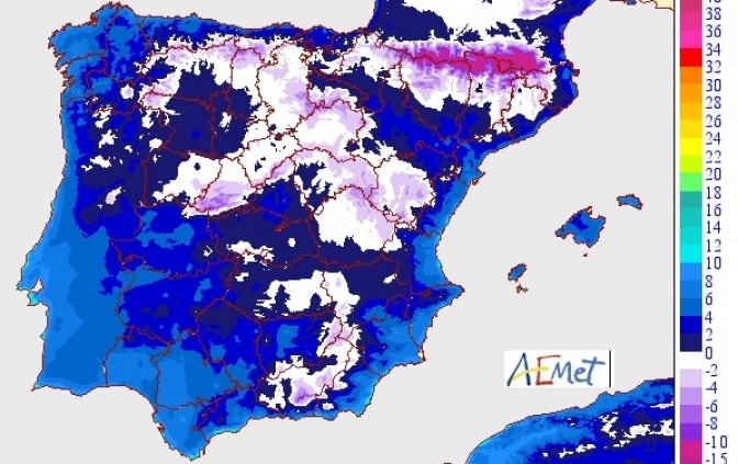 Las previsiones no fallaron y Albacete y toda Castilla-La Mancha se despertó con un frío intenso