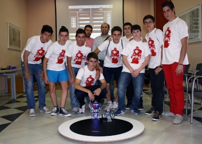 Institutos de Toledo y Ciudad Real disputarán la final de la IV Competición de Robótica de la UCLM