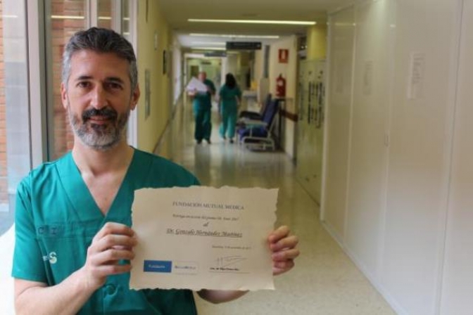 Un médico de la UCI del Hospital de Toledo es premiado por un artículo sobre oxigenoterapia