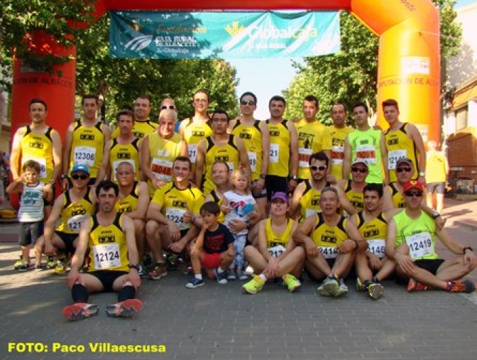 Andrés Micó y María Elena Ruiz ganaron la Carrera Popular de Montealegre del Castillo