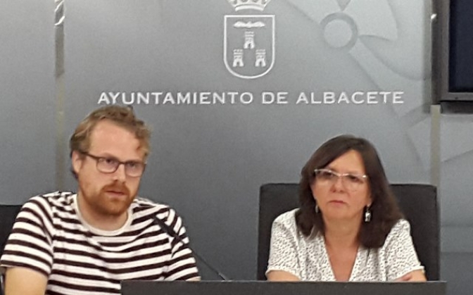 Ganemos Albacete reitera la urgencia de tomar medidas para controlar la población de palomas