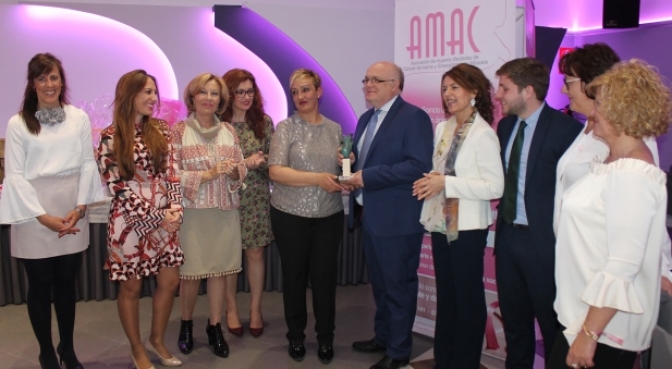 Albacete destaca en el impulso a la investigación sobre el cáncer de mama