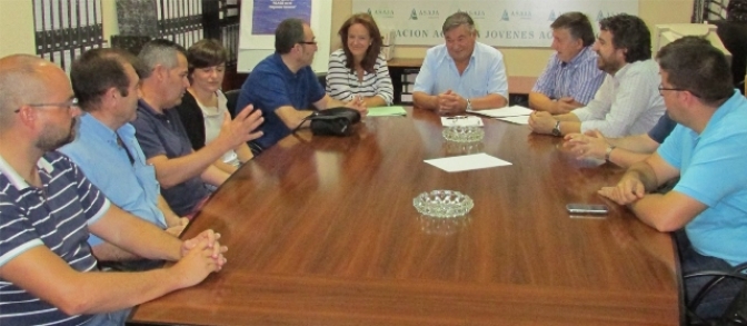 Sindicatos y Asaja firman en Albacete el convenio del campo para 8.000 trabajadores