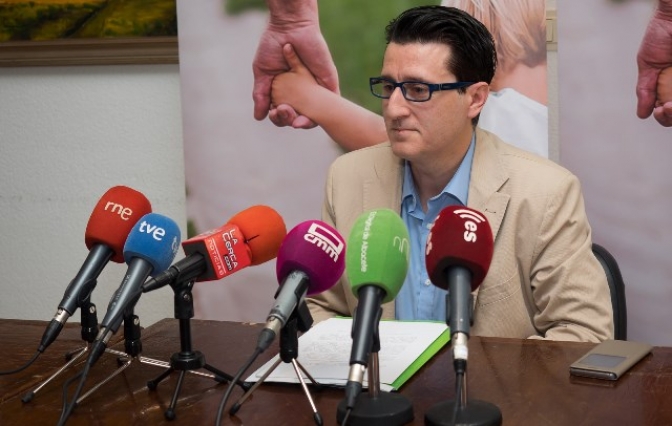 Pedro Soriano, concejal de Albacete, califica a Modesto Belinchón (PSOE) y Carmen Picazo (C’s) de “incoherentes e indignos”