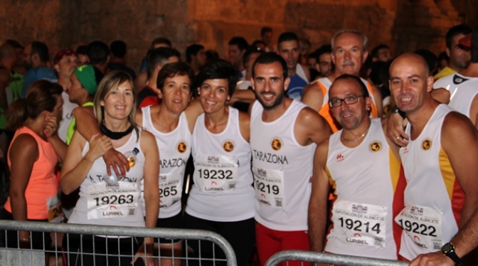 Elena Ruiz Nieva y Francisco Serrano, ganadores de la espectacular carrera nocturna de Tarazona (galería fotos)