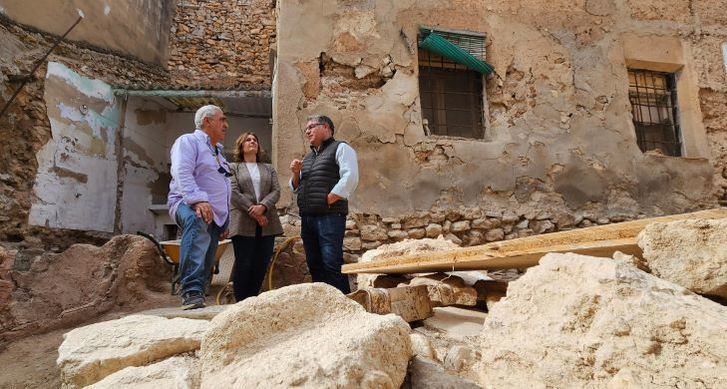 El Ayuntamiento de Hellín invierte más de 40.000 euros en excavaciones de la Fortaleza de Isso