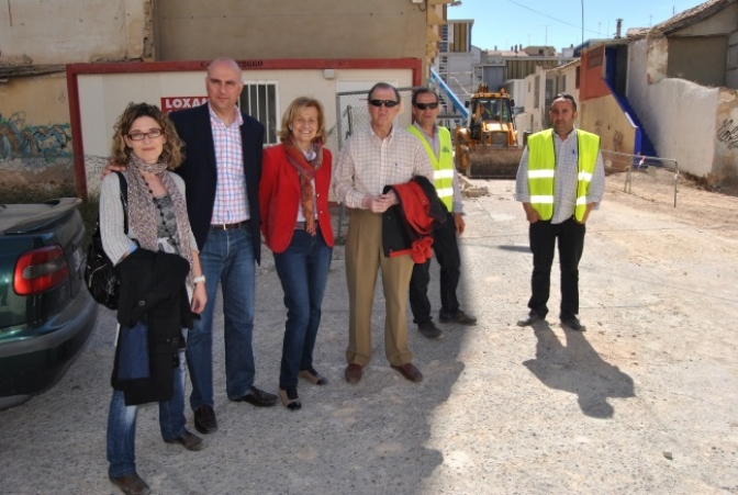 Carmen Bayod visita las obras de remodelación del Pasaje Posada del Rincón