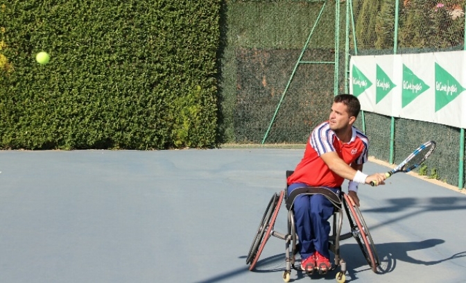 El murciano Siscar y el riojano Rodríguez disputarán la final del Ciudad de Albacete de tenis en silla de ruedas