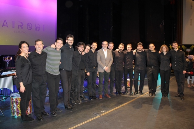 Más de 3.000 escolares de la provincia de Albacete asisten a un espectáculo de percusión en el Teatro de la Paz