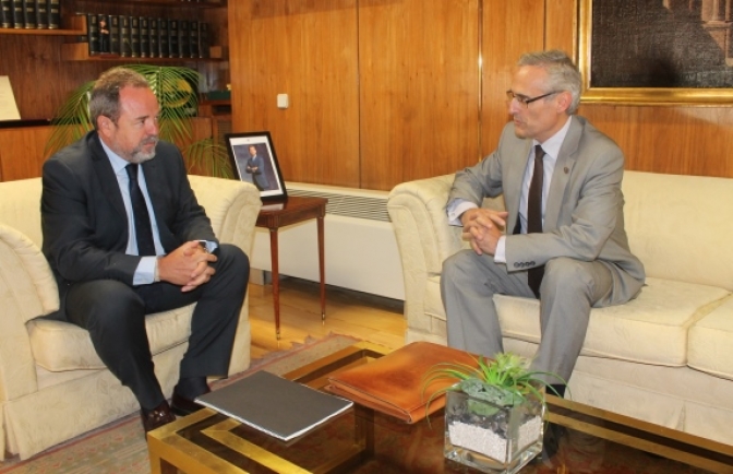 Labrador se reúne con el fiscal jefe del Tribunal Superior de Justicia de Castilla-La Mancha, José Martínez