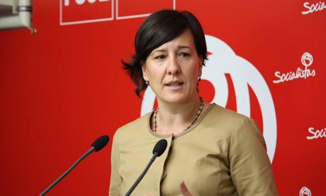 Blanca Fernández (PSOE):  ”Los socialistas recuperaremos la política de becas, residencias y ayudas a la investigación universitaria”