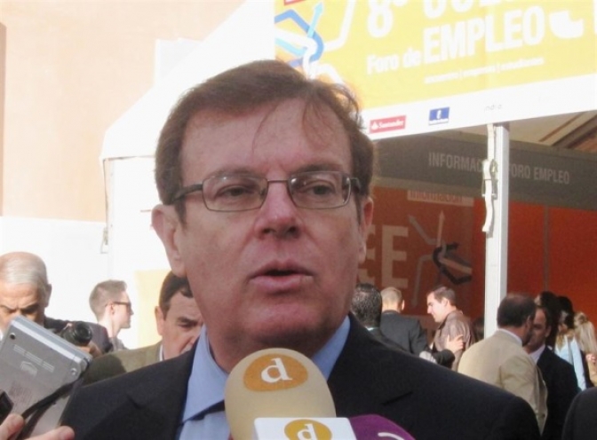 El rector Collado señala que la UCLM no tiene endeudamiento bancario y mantiene una tesorería sólida