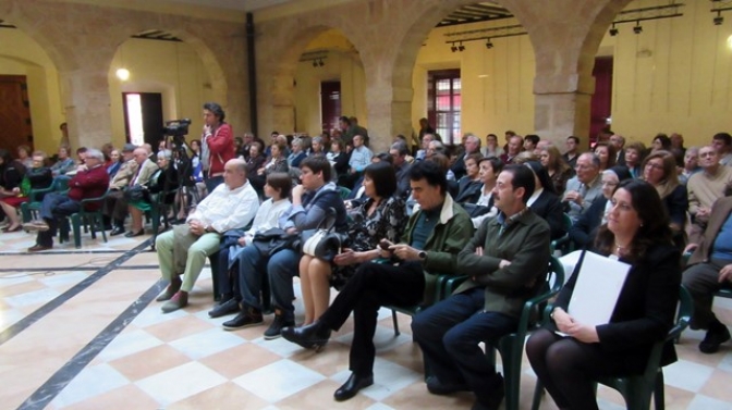 Emotivo homenaje en Villarrobledo a Francisco Melero en el Día del Libro