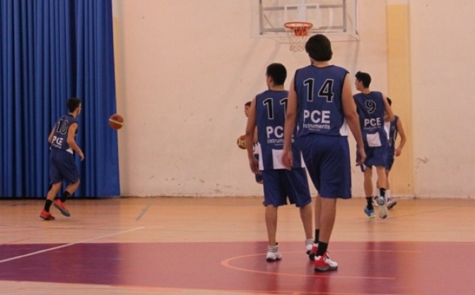 PCE Instruments Tobarra  se alzó con la victoria frente al CB Talavera Basket (84-75)