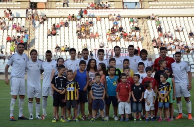 Levante y Almería seguirán al Elche en los amistosos de pretemporada del Albacete en el Carlos Belmonte