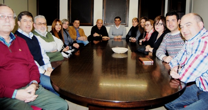 El alcalde de Albacete se reúne con la nueva junta directiva de la FAVA