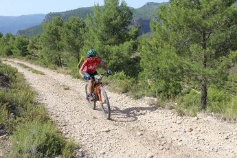La prueba BTT de Yeste deja los triunfos de Antonio Hernández y Alfonsi Villar