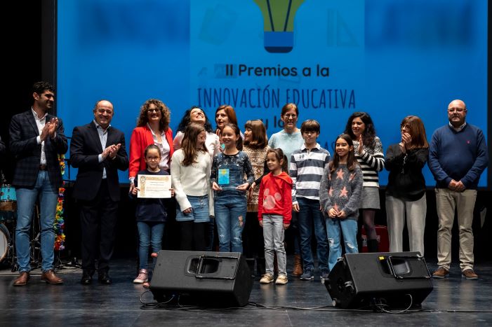 Emilio Sáez, alcalde Albacete: “La educación no debe circunscribirse a las aulas”