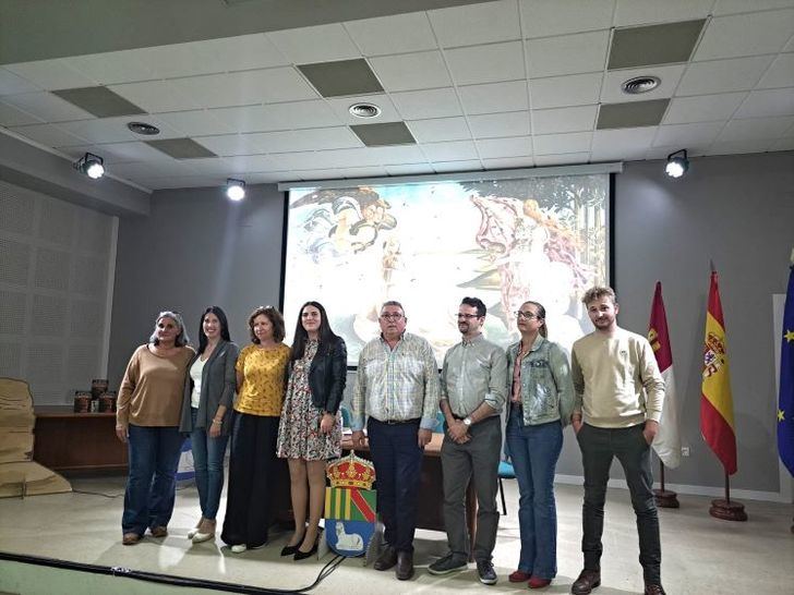 Éxito de público en las ponencias sobre los orígenes de Balazote, de los profesores Sarabia y De la Cruz