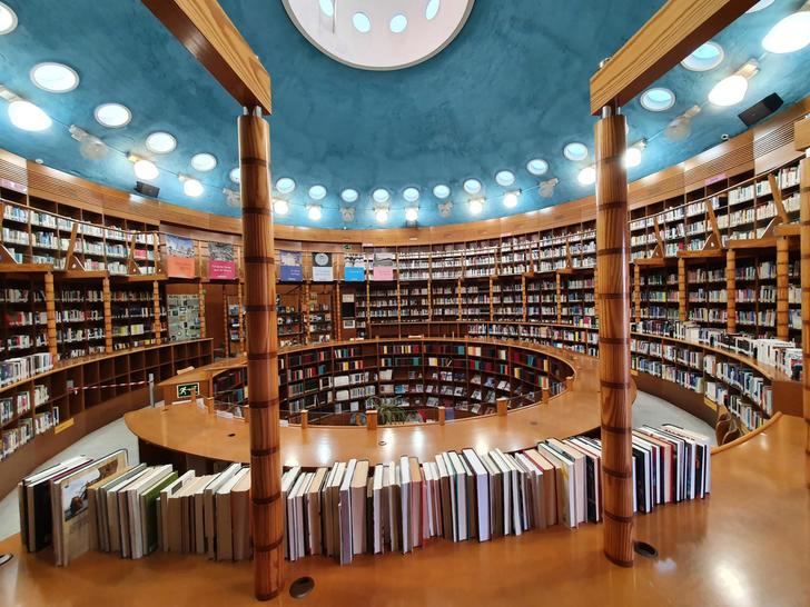 Las bibliotecas de Albacete reabren sus servicios presenciales desde hoy