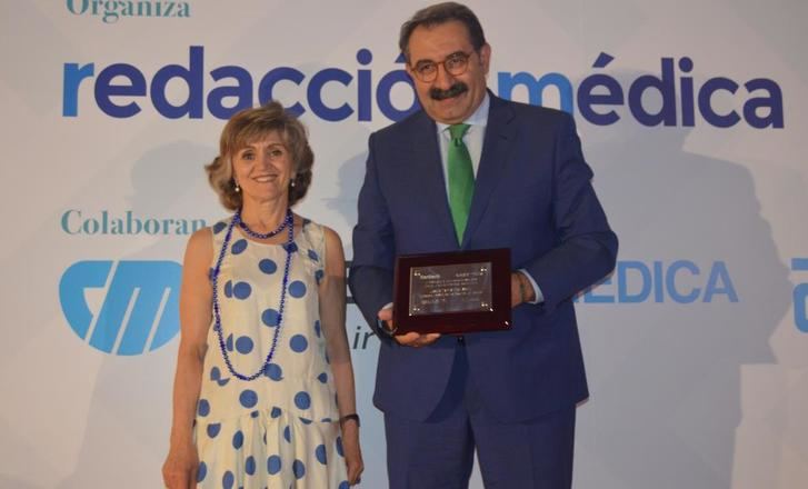 Fernández Sanz, reconocido como mejor consejero de Sanidad del sistema sanitario público por Sanitaria 2000