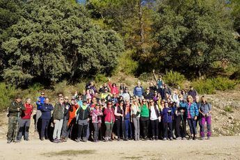 Completo y soleado fin de semana con dos rutas de Senderismo de la Diputación, en Casas de Lázaro y Caudete