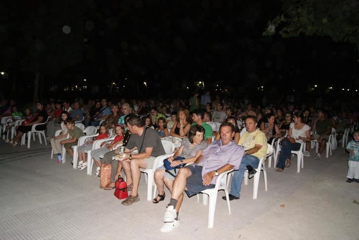 El parque Abelardo Sánchez y el Recinto Ferial acogen la XIII temporada de cine de verano