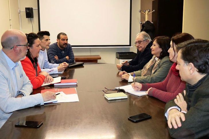 Primera toma de contacto del Consejo Social de la ciudad de Albacete con colectivos sociales y grupos municipales