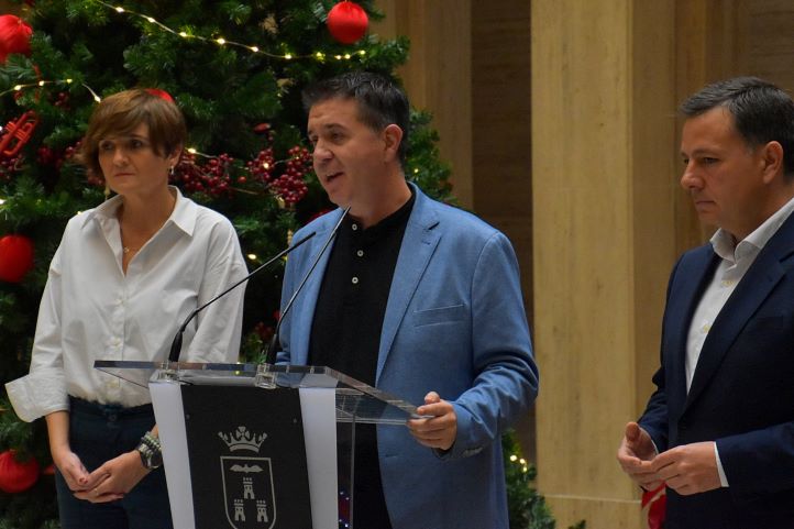 La Diputación renueva su compromiso con la iluminación navideña del centro urbano de Albacete