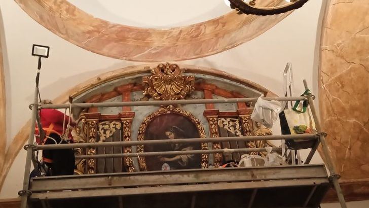 La Parroquia Nuestra Señora de la Asunción de Jorquera recupera un ático barroco que se reutilizó y repintó en la posguerra