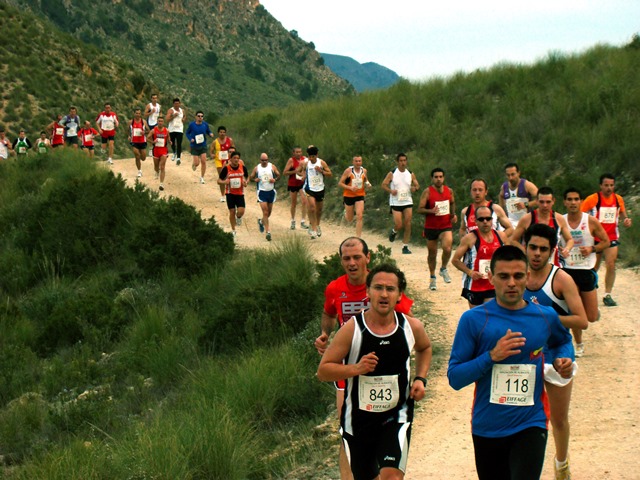 Elche de la Sierra acoge la XIX vuelta a la Peña de San Blas con más de 700 atletas