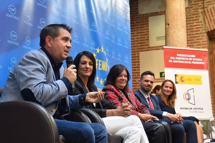 Cabañero agradece a Pilar Llop que Albacete acoja el piloto del proyecto de OJM que será 'un antes y un después en la cercanía y protección que la población rural'