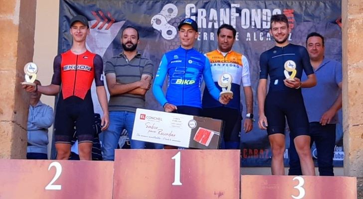 Pedro Jesús Rodríguez y Encarni Coronado ganan la Gran Fondo MTB Sierra de Alcaraz