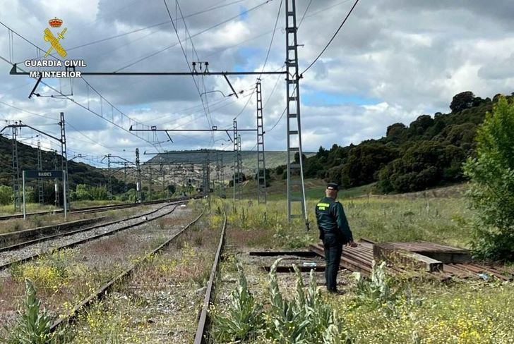 Seis investigados por la sustracción de raíles de vías del tren en la estación de Baides