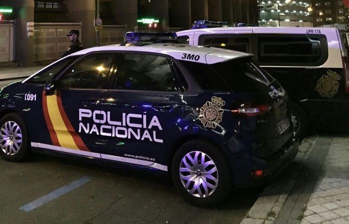 Detenido en su huída a un ladrón que robó a dos bares, una farmacia y una mujer en pleno centro de Puertollano