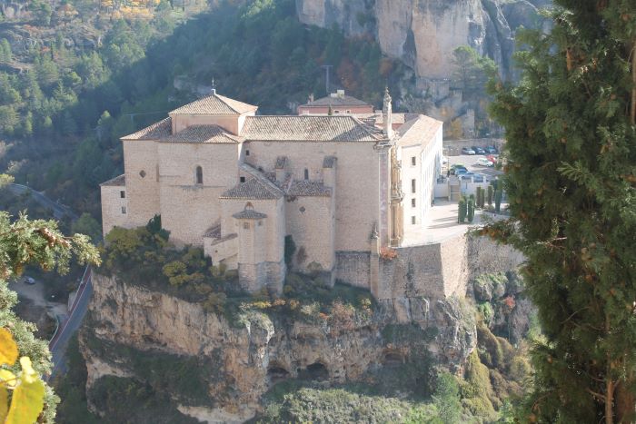 Paradores celebra el Día Mundial de la Tapa invitando a mojete con atún en Castilla-La Mancha