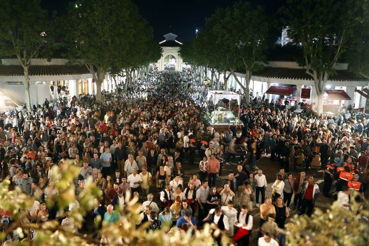 Identificado un menor acusado de pinchar con un alambre a varias mujeres en la Feria de Albacete