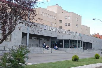 Una mujer resulta afectada por inhalación de humo tras un incendio en la cocina de su vivienda en Cuenca