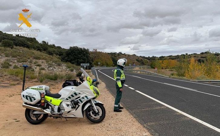 Investigado un motorista por conducir ebrio, de forma temeraria y sin carné por Ventas de Retamosa (Toledo)